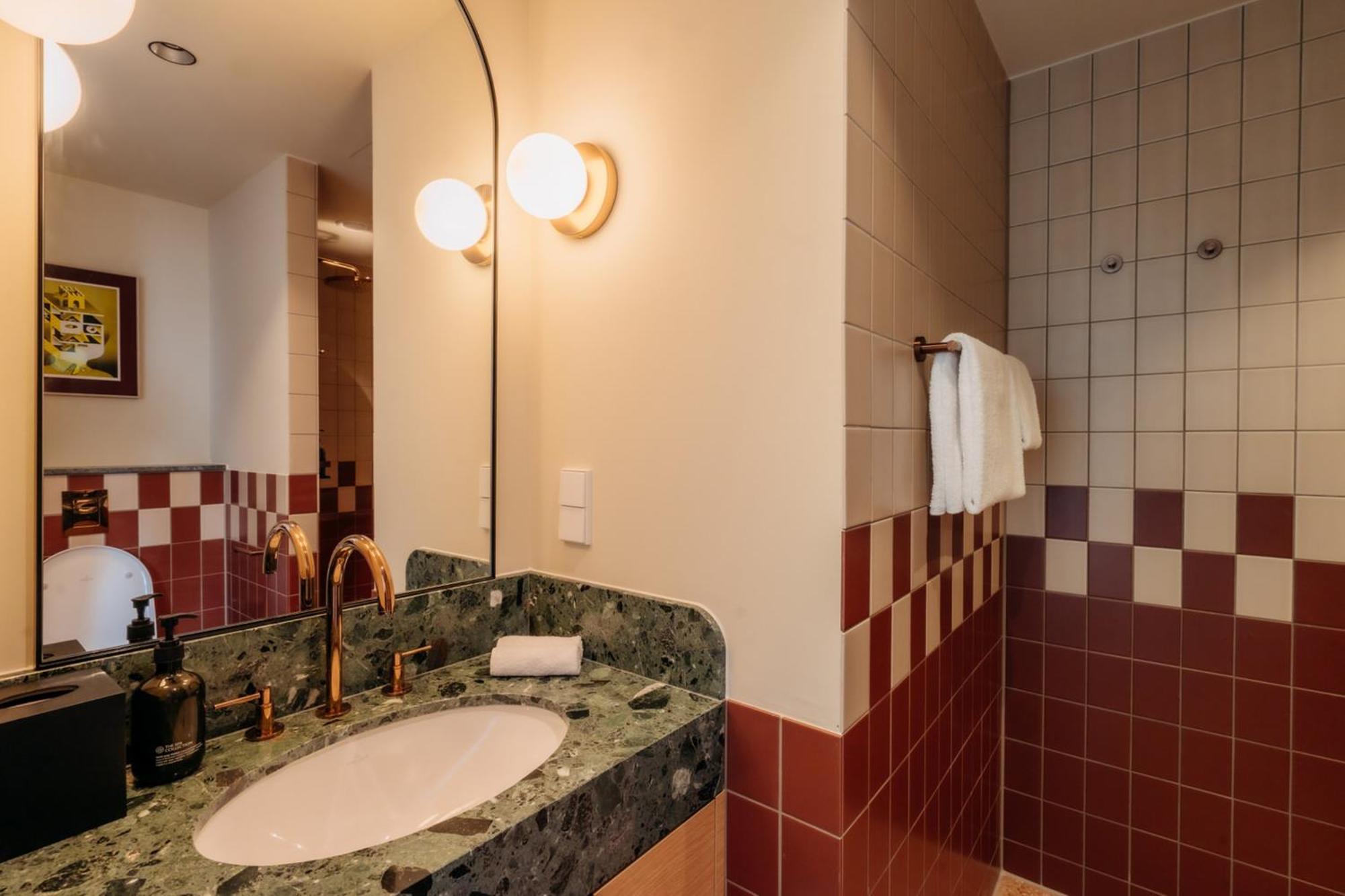 De Plesman Hotel Гаага Екстер'єр фото