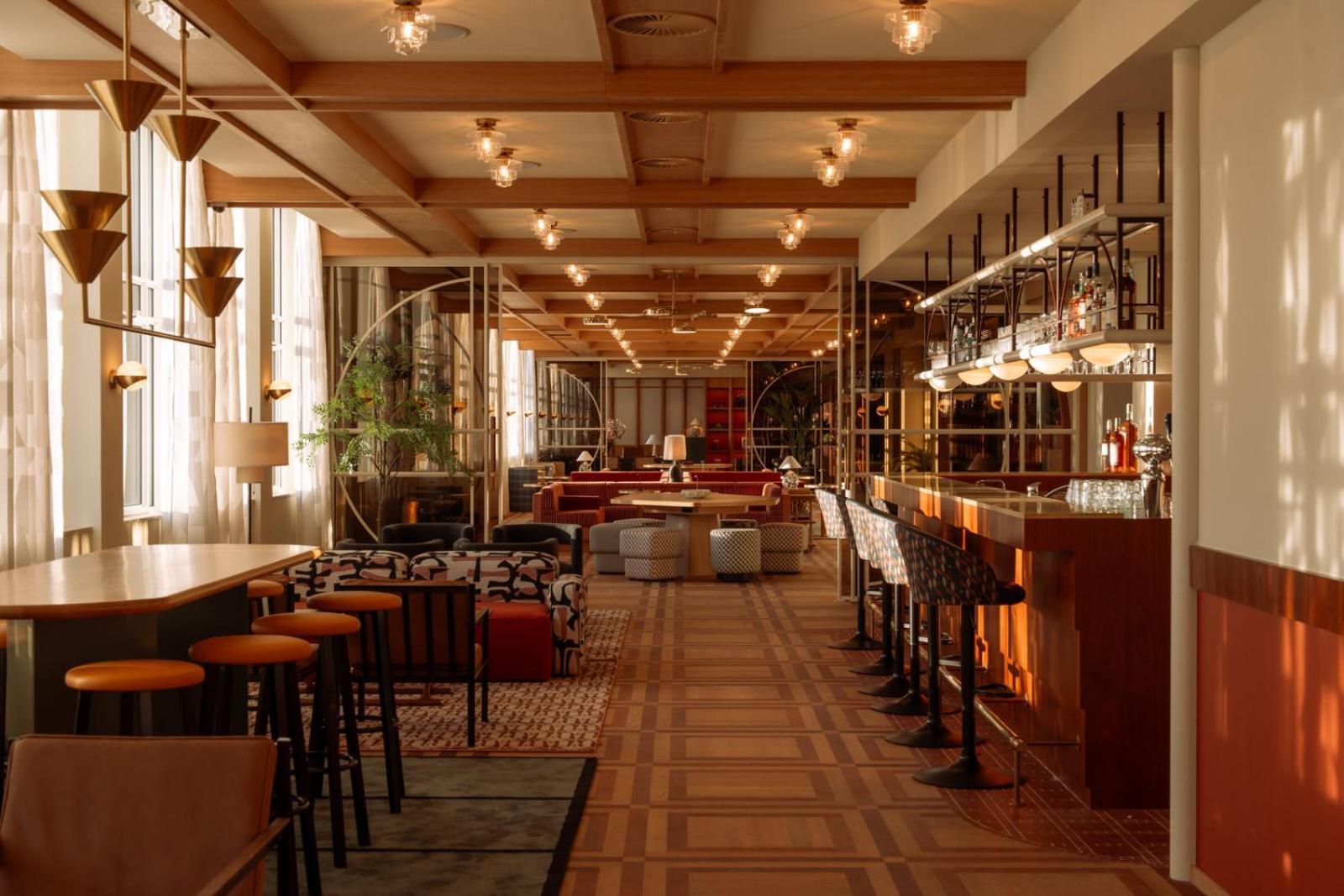 De Plesman Hotel Гаага Екстер'єр фото